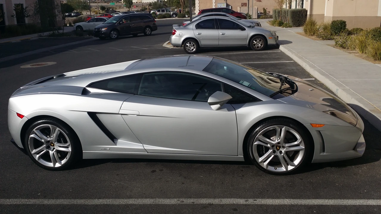 2011 Lamborghini Gallardo LP550-2 - Image 5 of 5