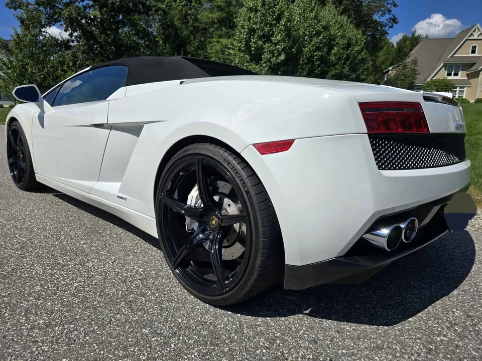 2011 Lamborghini Gallardo LP560-4 - Image 9 of 20