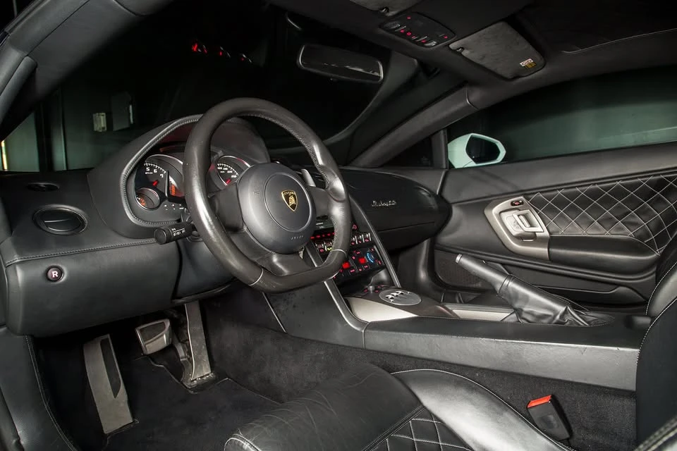 2011 Lamborghini Gallardo LP560-4 - Image 12 of 20