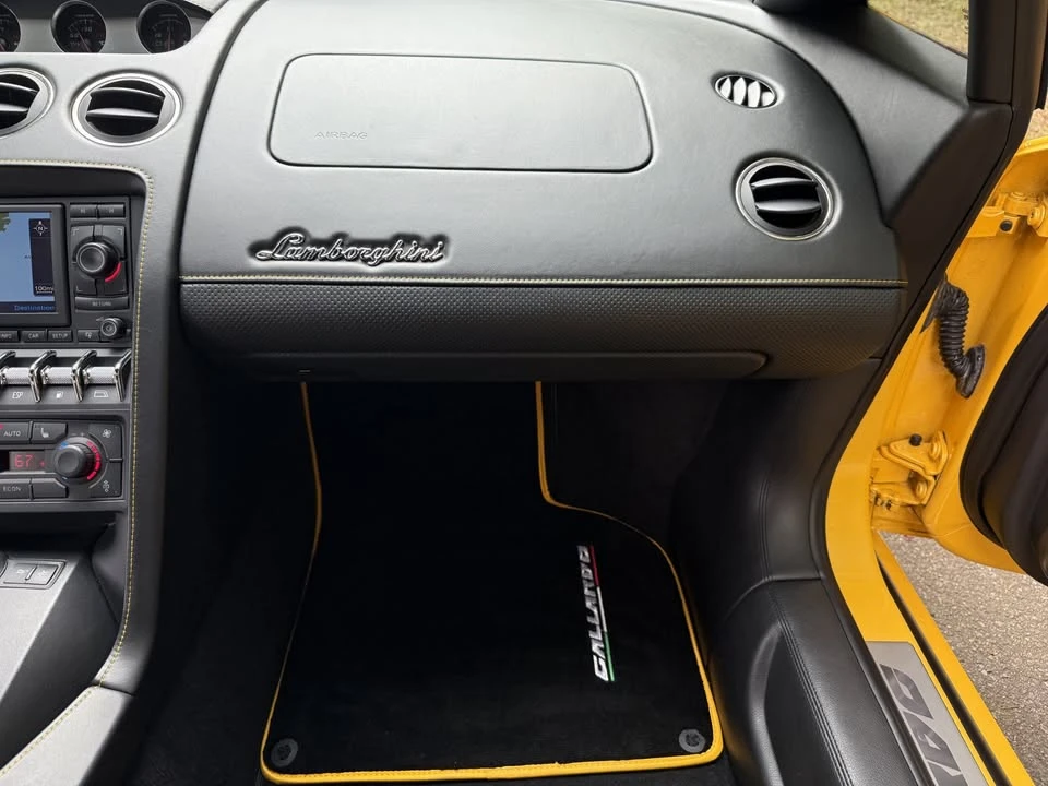 2011 Lamborghini Gallardo LP560-4 - Image 15 of 20