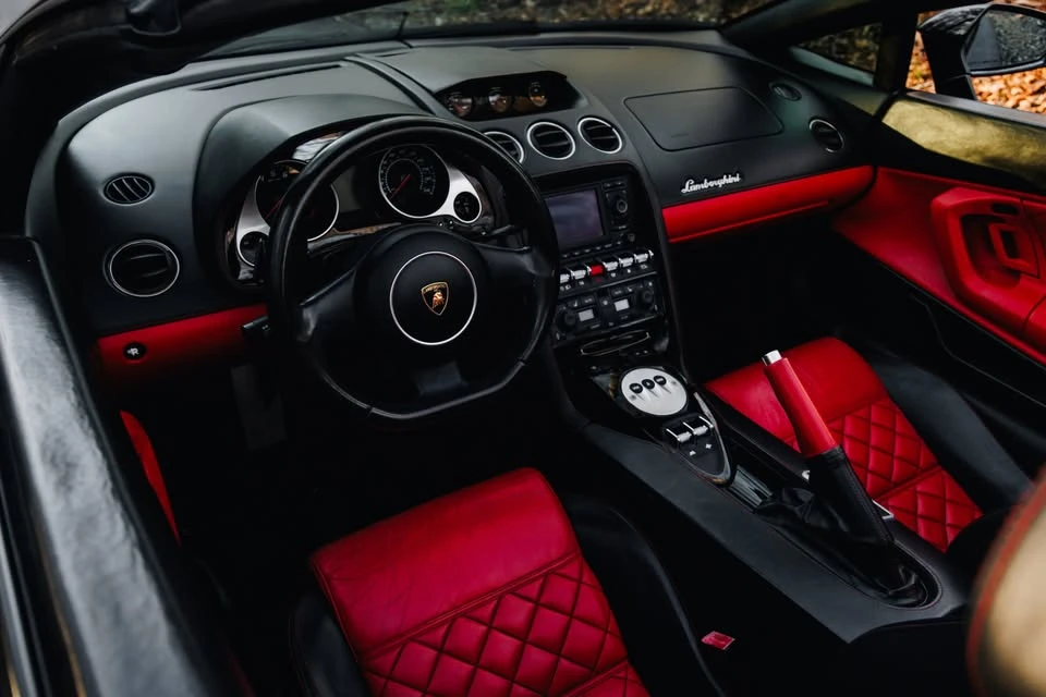 2011 Lamborghini Gallardo LP560-4 - Image 12 of 18