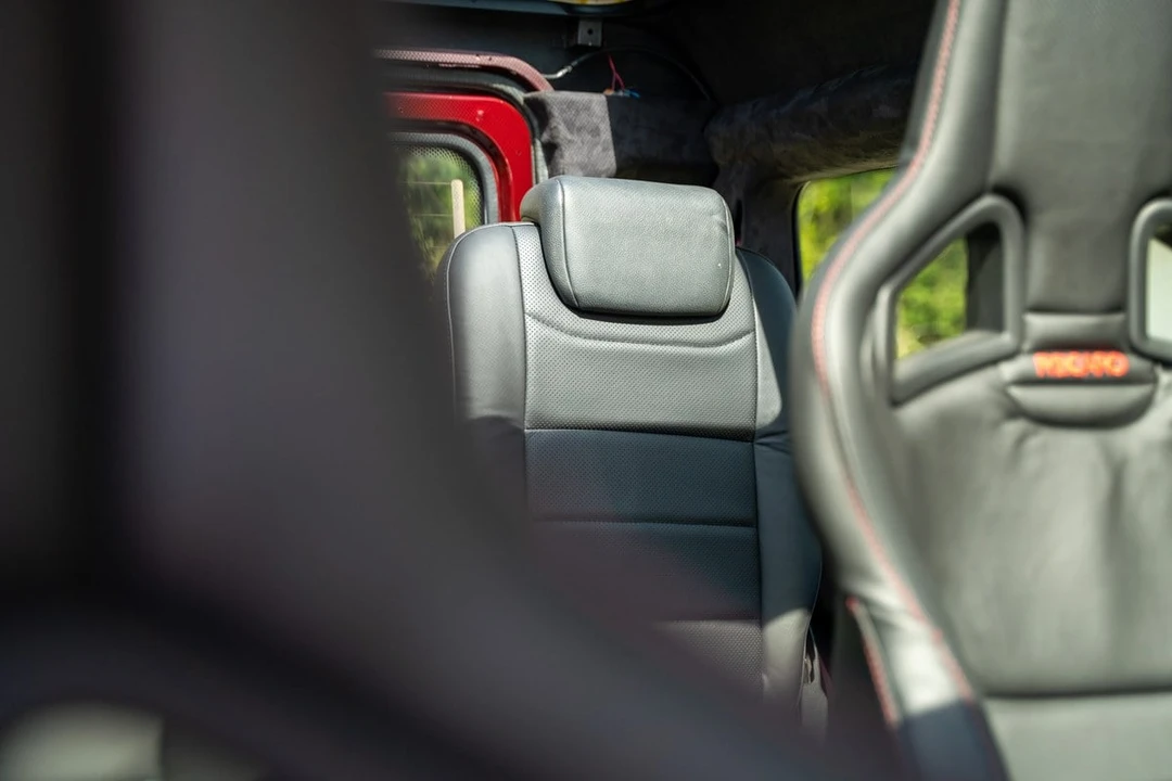 2011 Land Rover Defender - Image 26 of 30