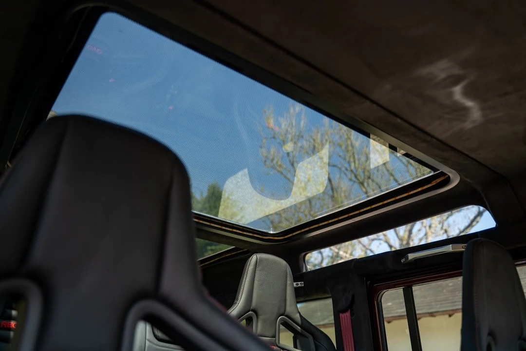 2011 Land Rover Defender - Image 27 of 30