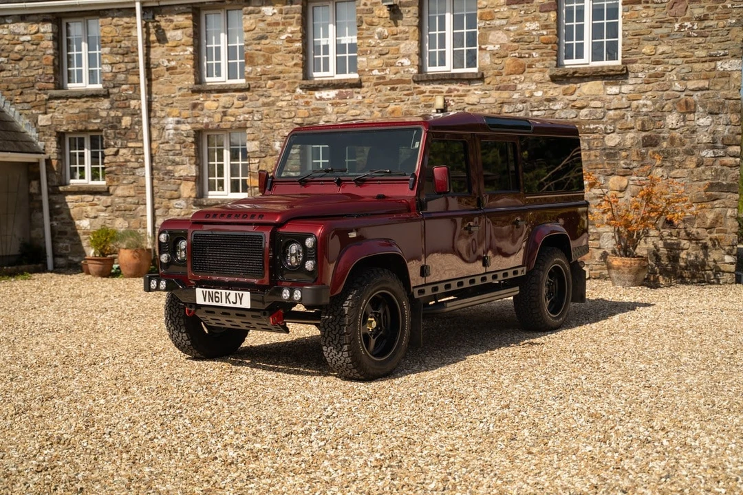 2011 Land Rover Defender - Image 3 of 30