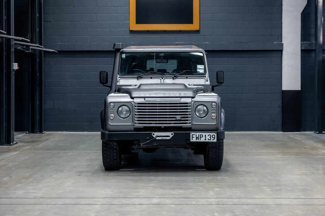 2011 Land Rover Defender 110 - Image 2 of 31