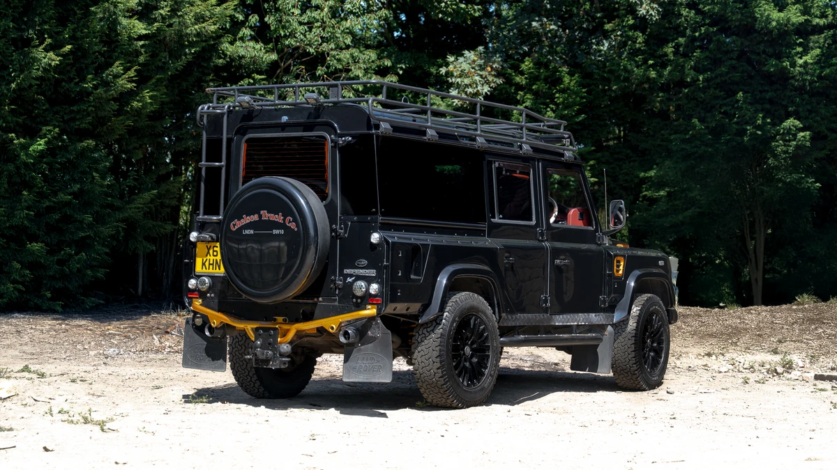 2011 Land Rover Defender 110 - Image 12 of 30