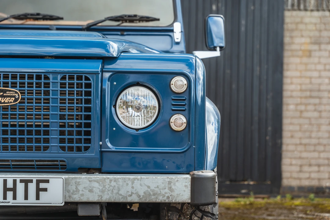 2011 Land Rover Defender 110 - Image 24 of 31