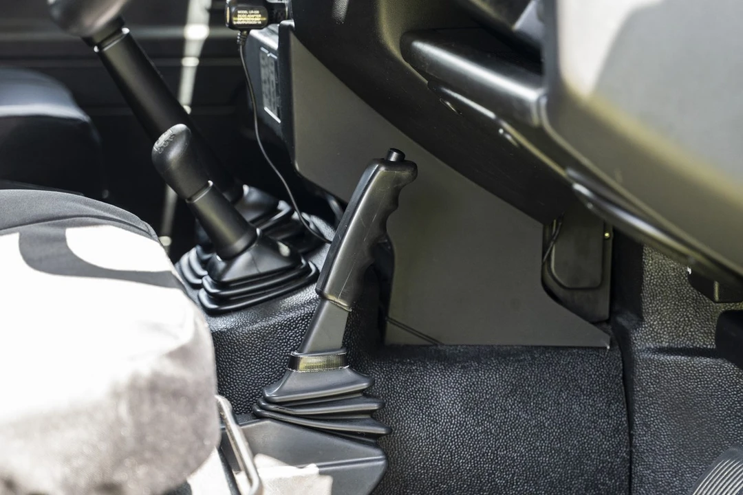 2011 Land Rover Defender 110 - Image 30 of 30