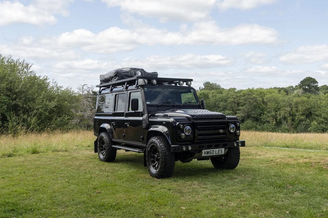 2011 Land Rover Defender 110 - Image 11 of 30