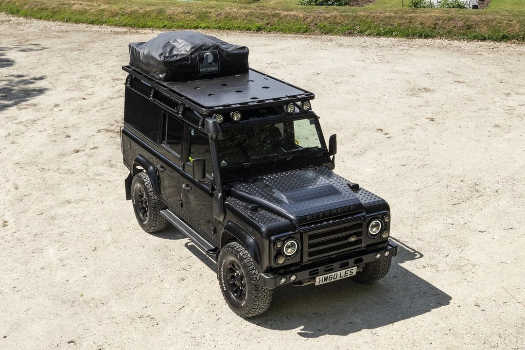 2011 Land Rover Defender 110 - Image 7 of 30