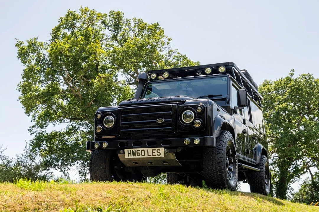 2011 Land Rover Defender 110 - Image 21 of 30