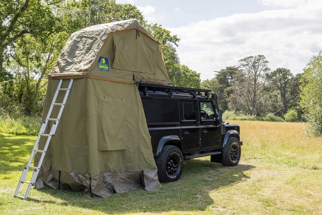 2011 Land Rover Defender 110 - Image 3 of 30