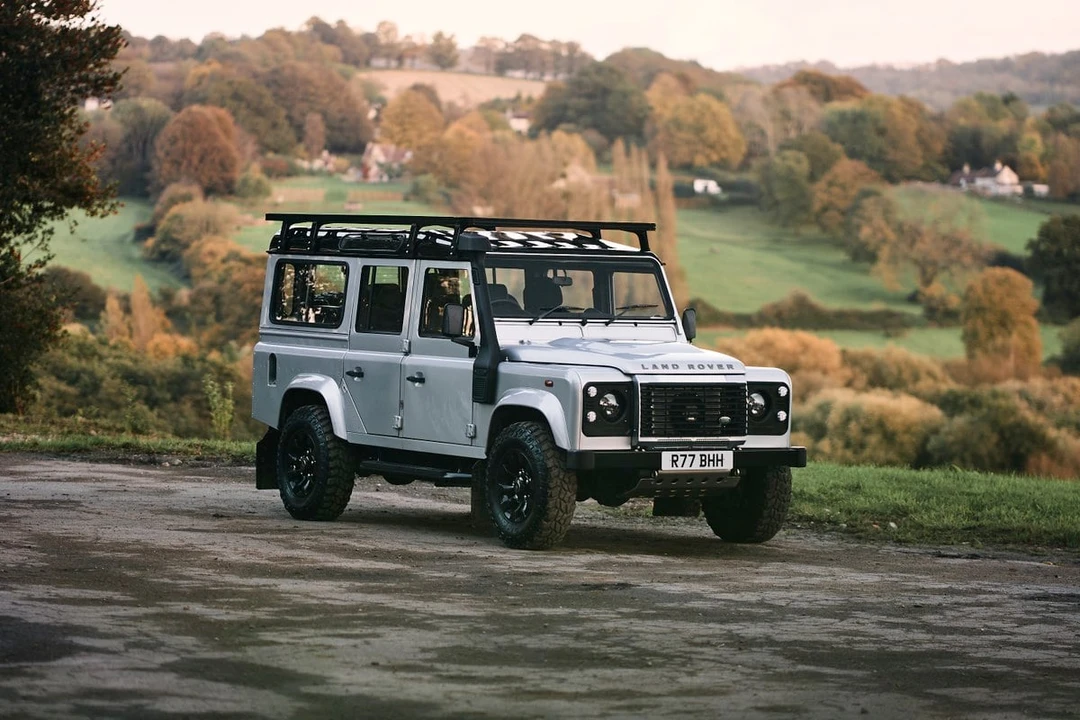 2011 Land Rover Defender 110 - Image 30 of 30