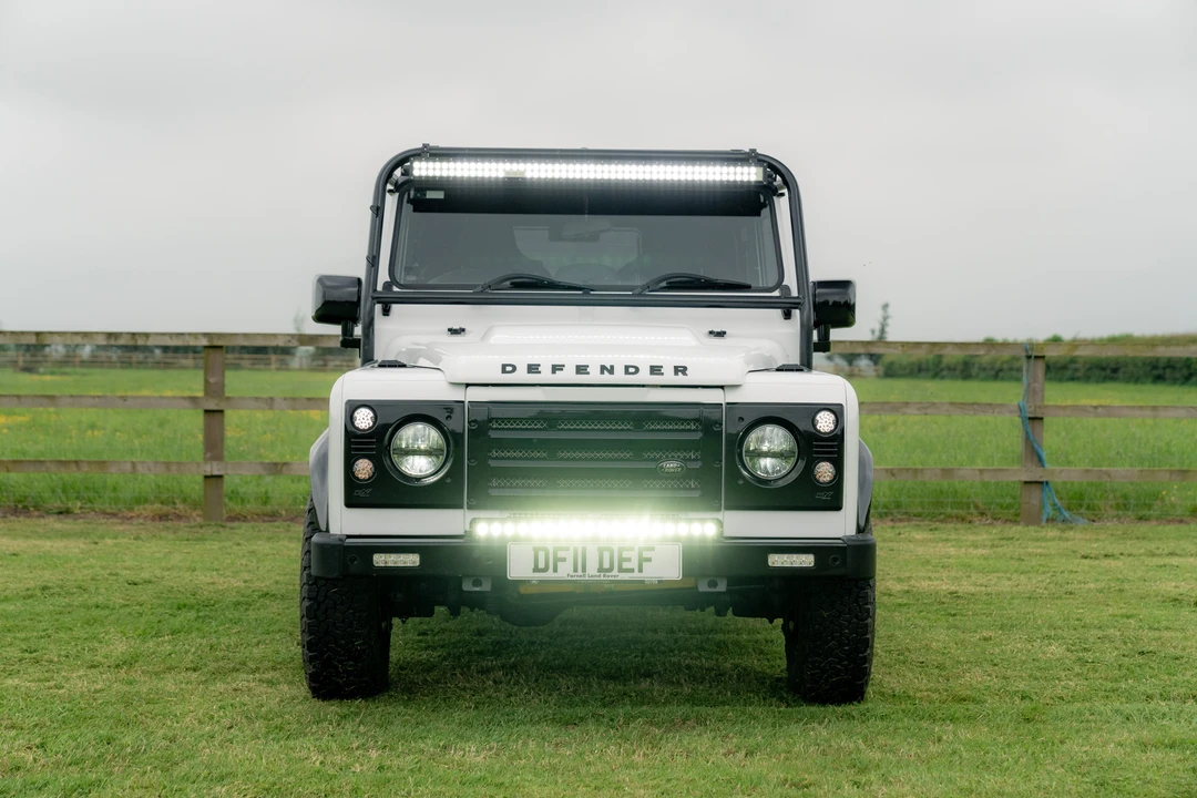 2011 Land Rover Defender 110 - Image 2 of 31