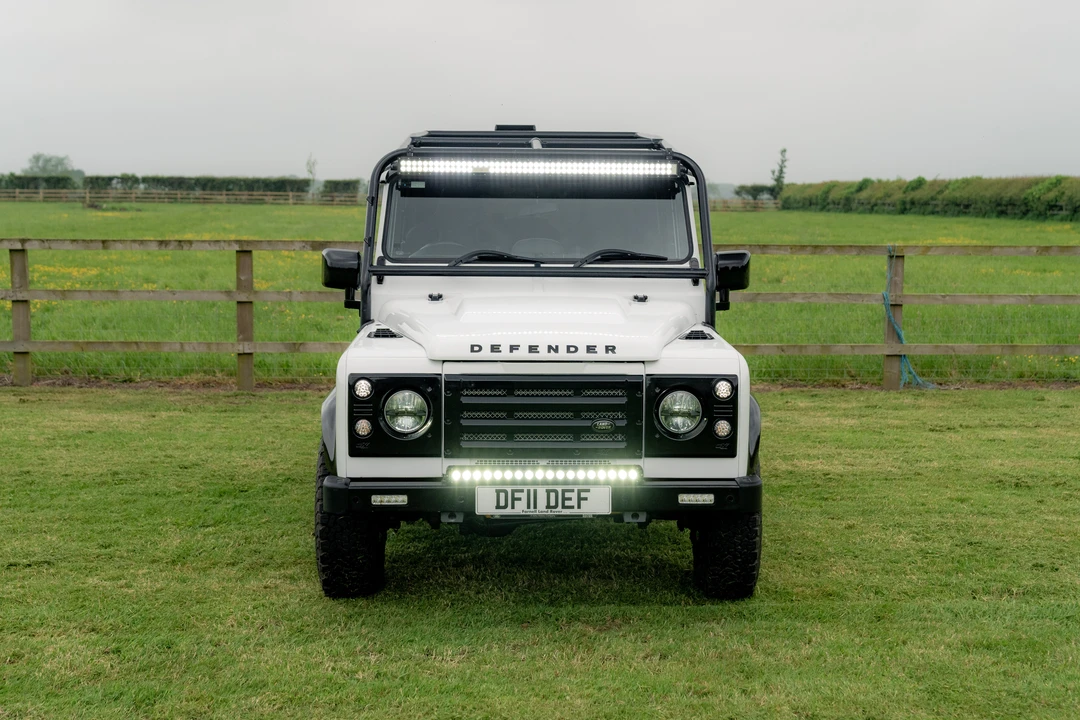 2011 Land Rover Defender 110 - Image 10 of 31