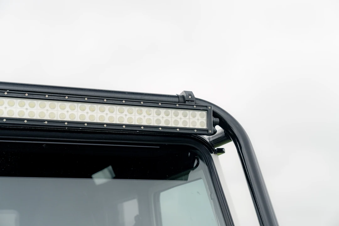 2011 Land Rover Defender 110 - Image 25 of 31