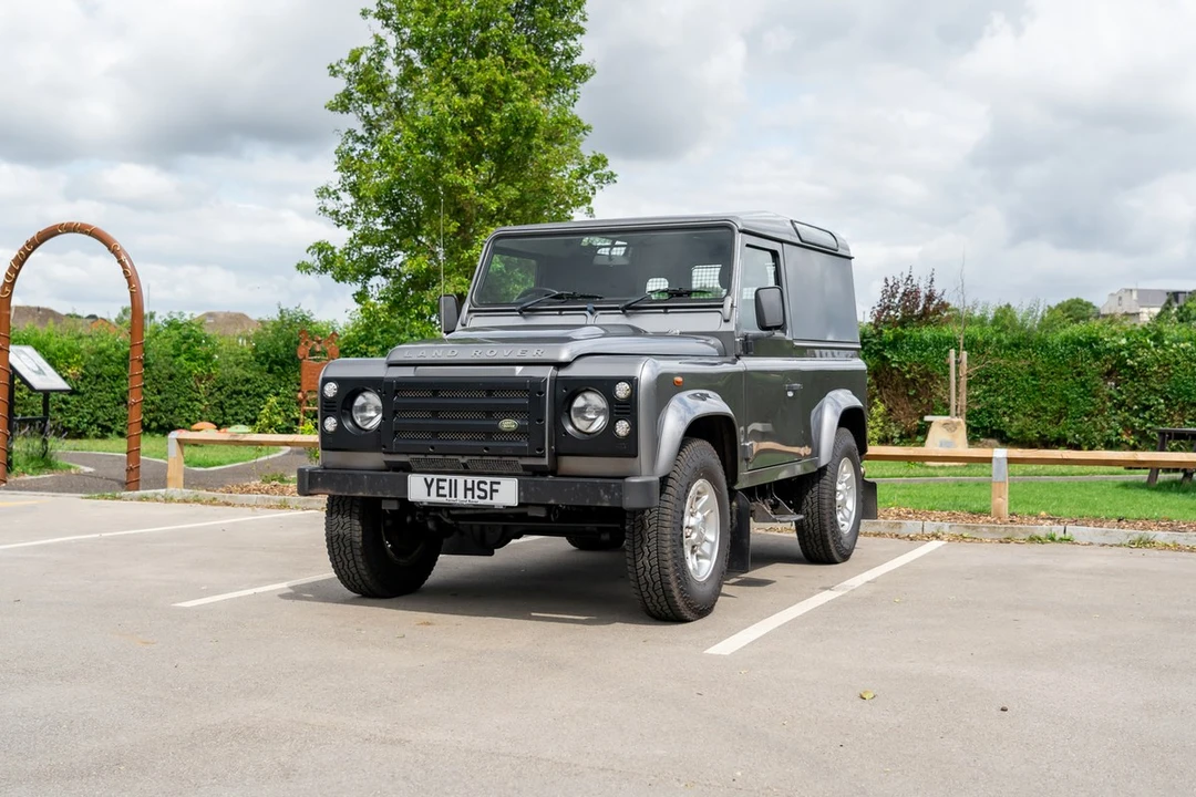 2011 Land Rover Defender 90 - Image 2 of 30