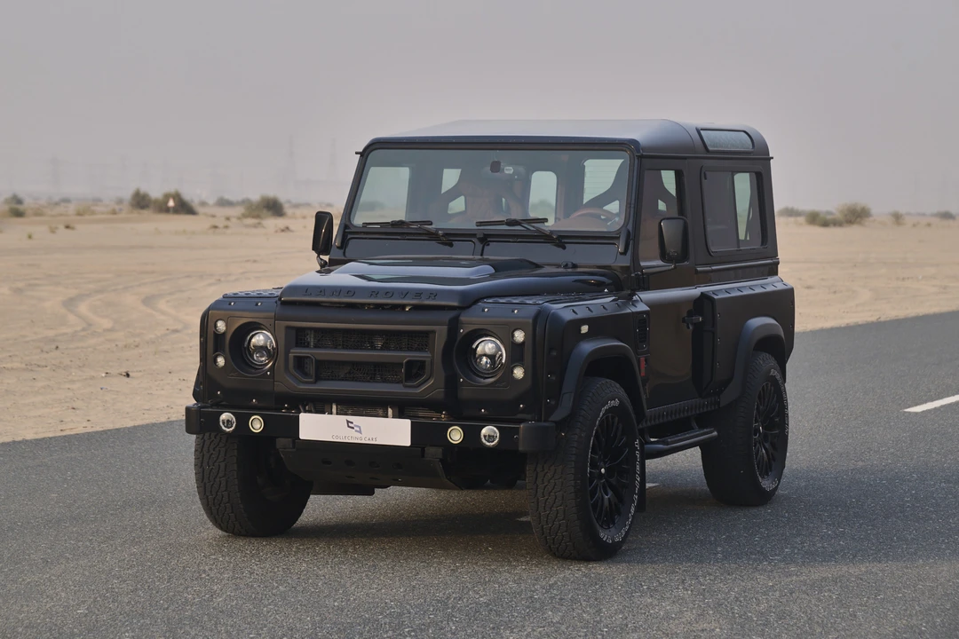 2011 Land Rover Defender 90 - Image 8 of 31
