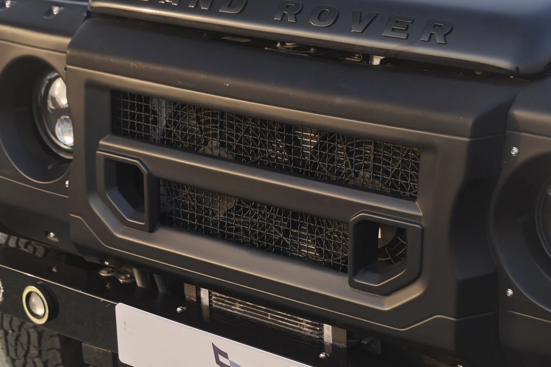2011 Land Rover Defender 90 - Image 30 of 31