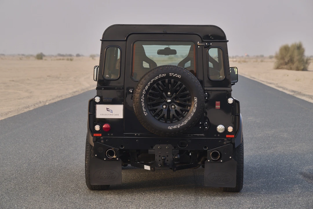 2011 Land Rover Defender 90 - Image 5 of 31