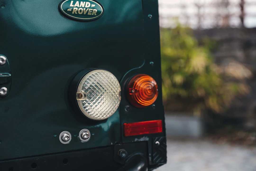 2011 Land Rover Defender 90 - Image 25 of 31