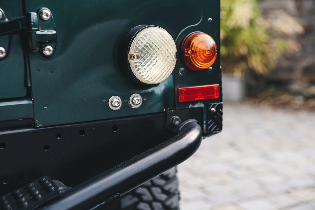 2011 Land Rover Defender 90 - Image 30 of 31