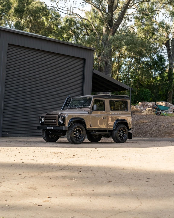 2011 Land Rover Defender 90 - Image 21 of 31