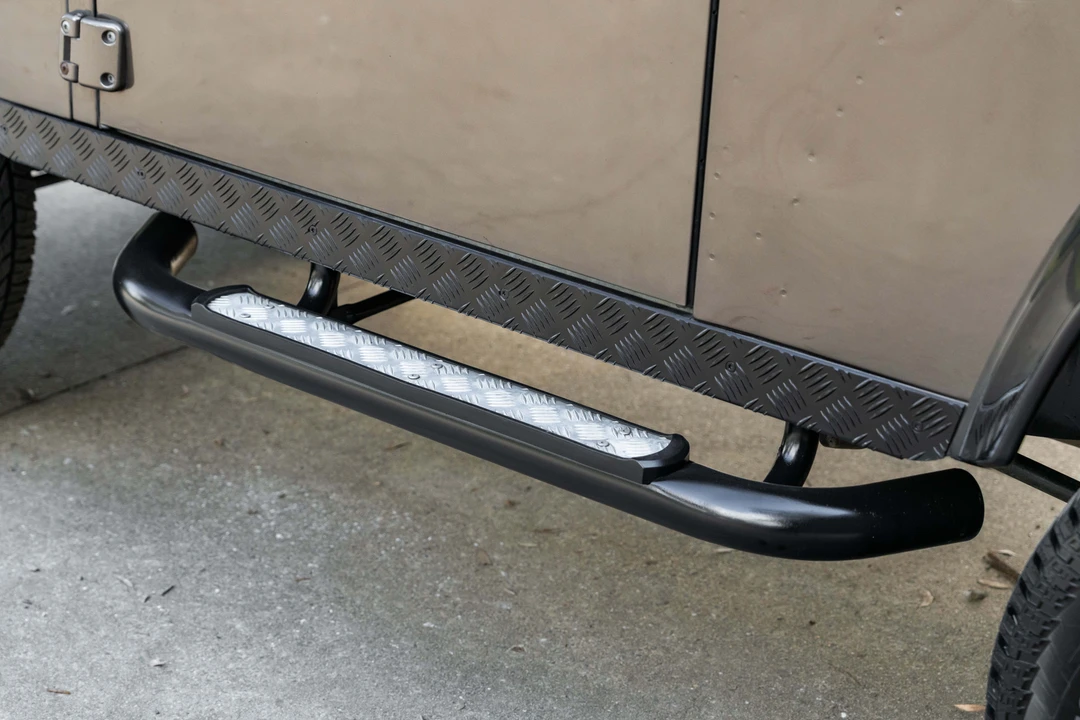 2011 Land Rover Defender 90 - Image 28 of 31