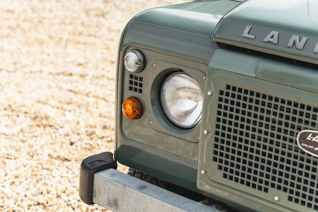2011 Land Rover Defender 90 - Image 22 of 31