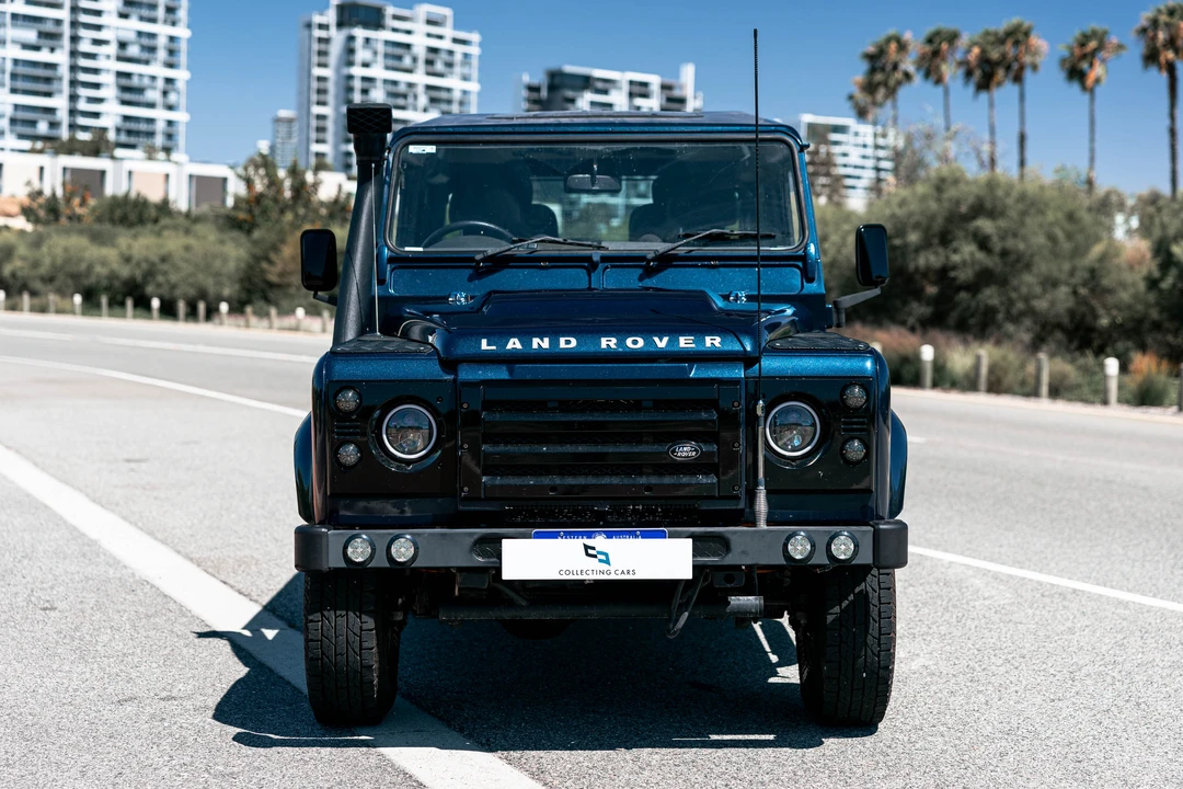 2011 Land Rover Defender 90 - Image 2 of 31