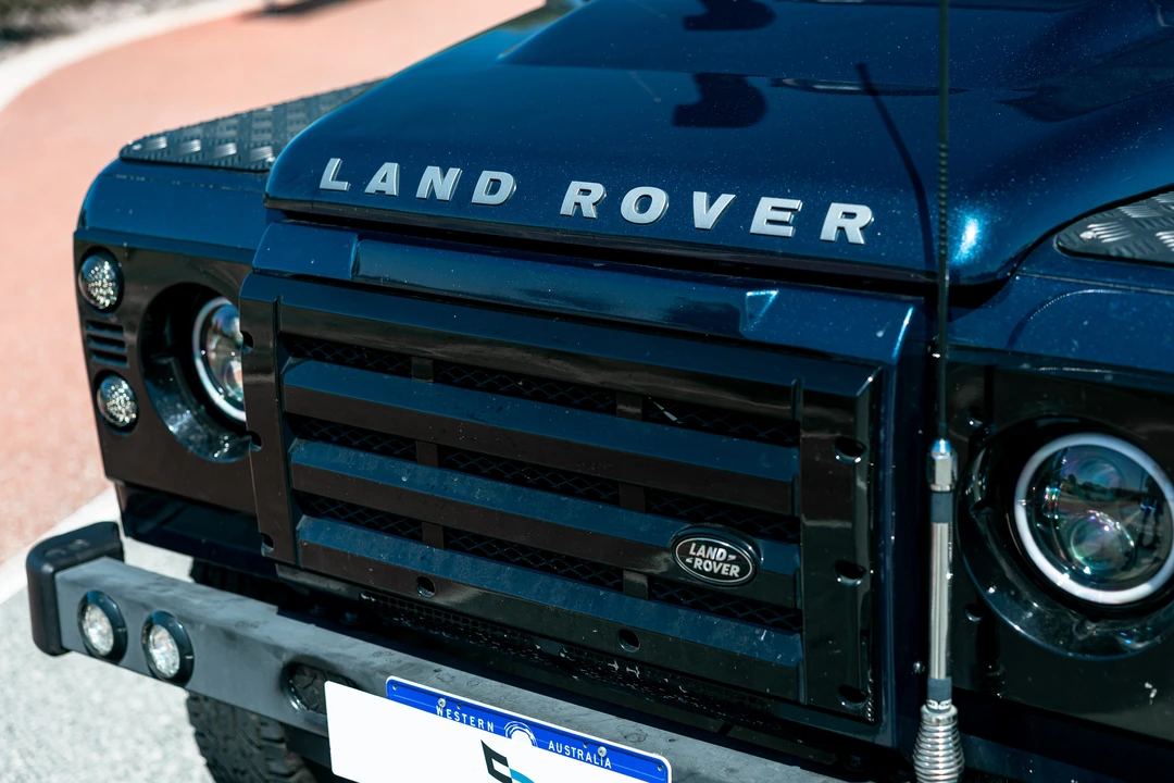 2011 Land Rover Defender 90 - Image 30 of 31