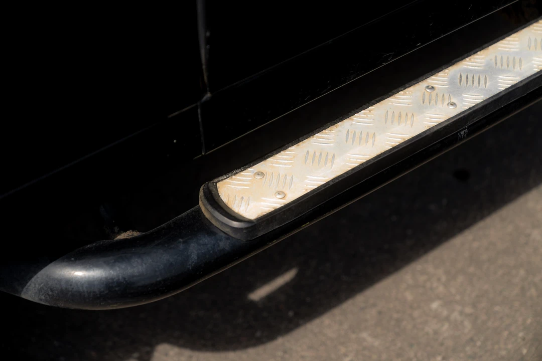 2011 Land Rover Defender 90 - Image 23 of 31