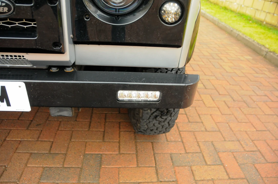 2011 Land Rover Defender 90 - Image 31 of 31