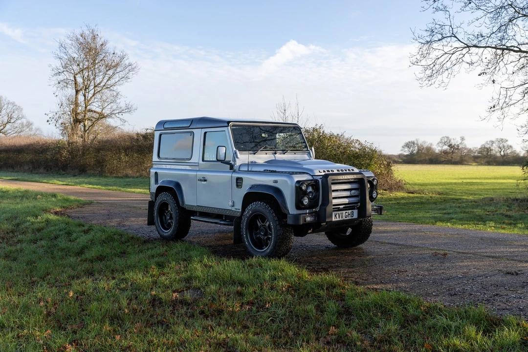 2011 Land Rover Defender 90 - Image 20 of 30