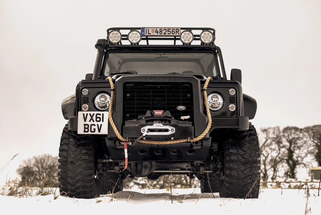 2011 Land Rover Defender 110 - Image 2 of 31