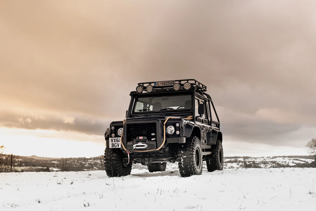 2011 Land Rover Defender 110 - Image 10 of 31
