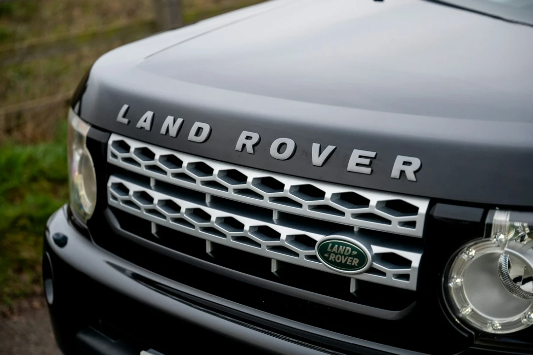 2011 Land Rover Discovery 4th Gen - Image 14 of 21