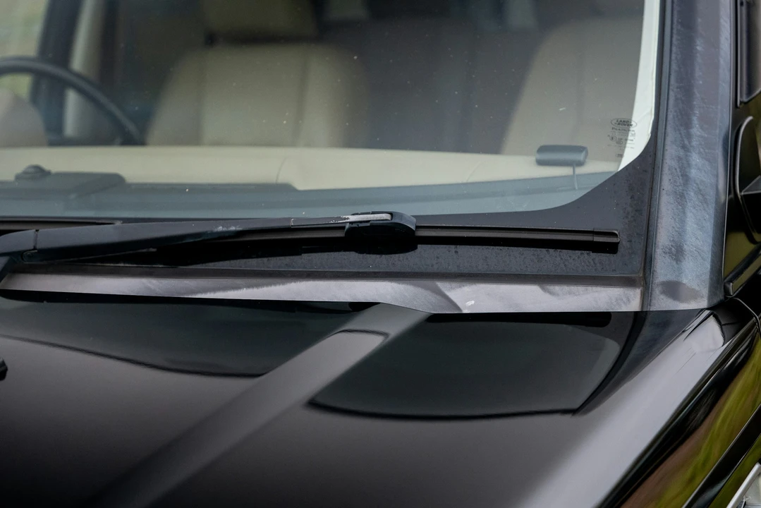 2011 Land Rover Discovery 4th Gen - Image 17 of 21