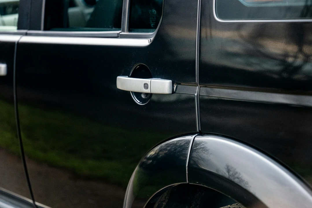 2011 Land Rover Discovery 4th Gen - Image 20 of 21
