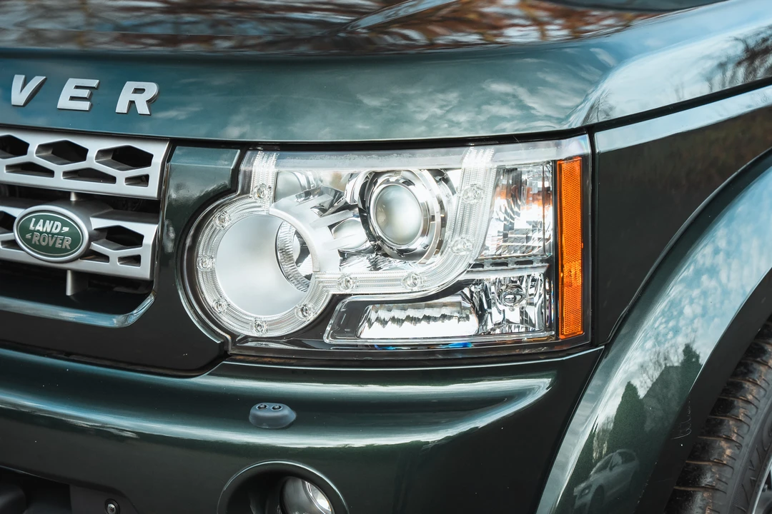 2011 Land Rover Discovery 4th Gen - Image 24 of 31