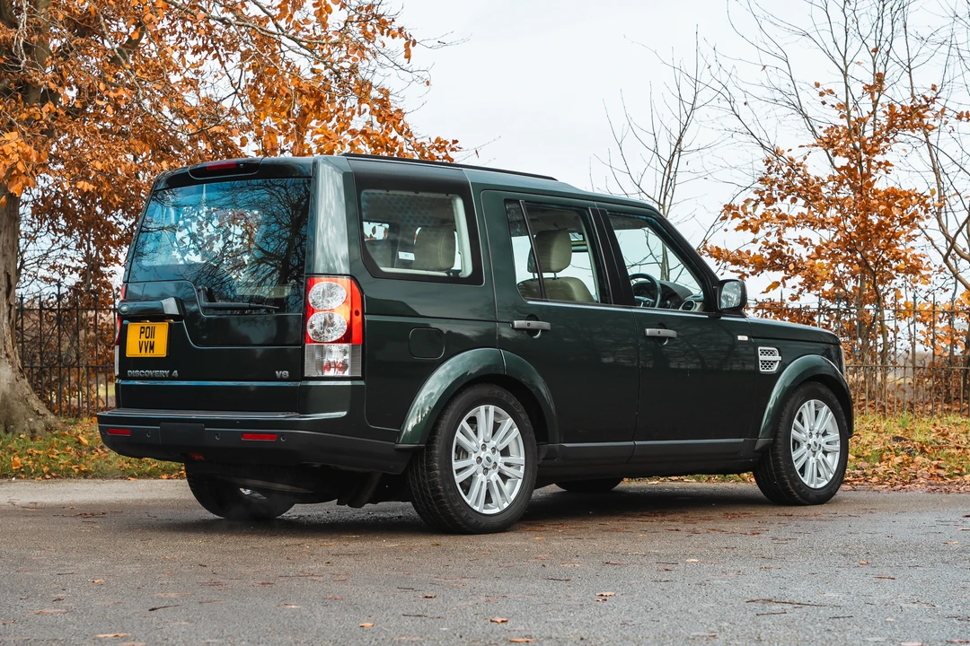 2011 Land Rover Discovery 4th Gen - Image 5 of 31