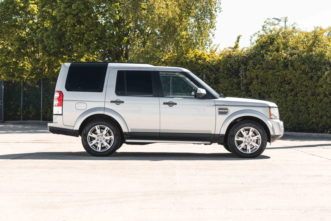 2011 Land Rover Discovery 4th Gen - Image 8 of 31