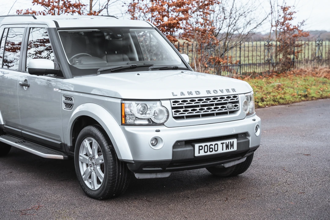 2011 Land Rover Discovery 4th Gen - Image 11 of 31