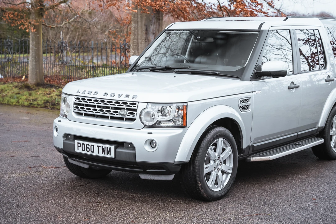 2011 Land Rover Discovery 4th Gen - Image 13 of 31