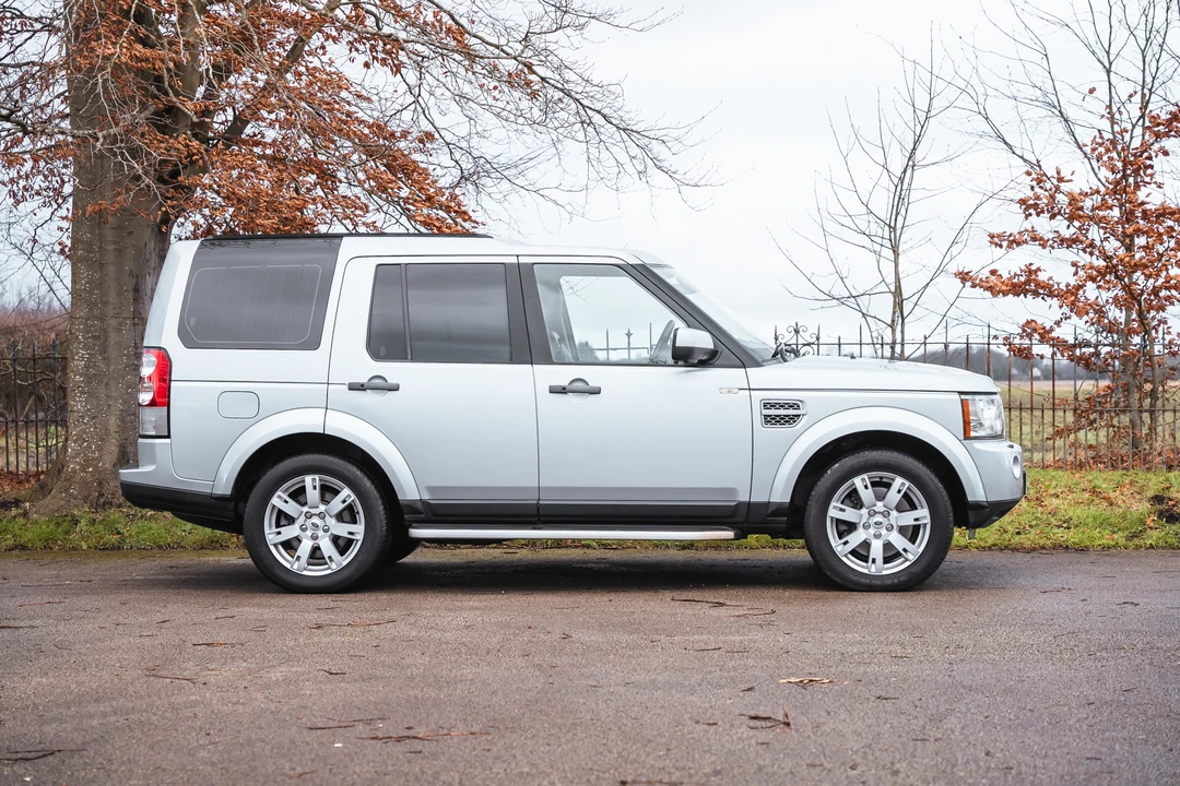 2011 Land Rover Discovery 4th Gen - Image 4 of 31