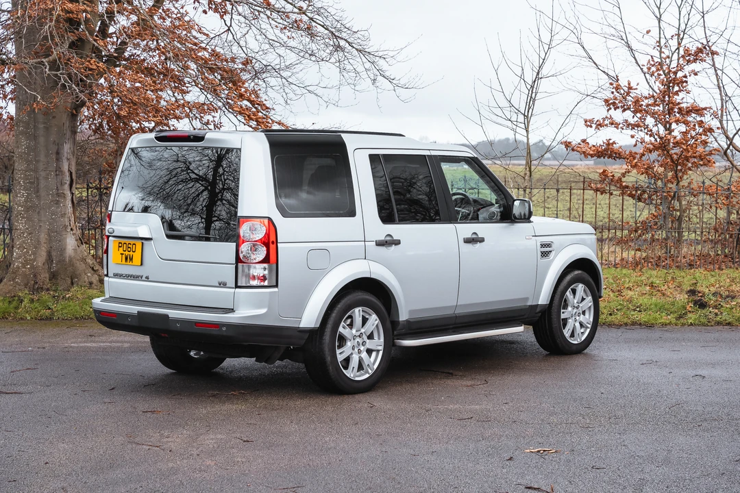 2011 Land Rover Discovery 4th Gen - Image 5 of 31