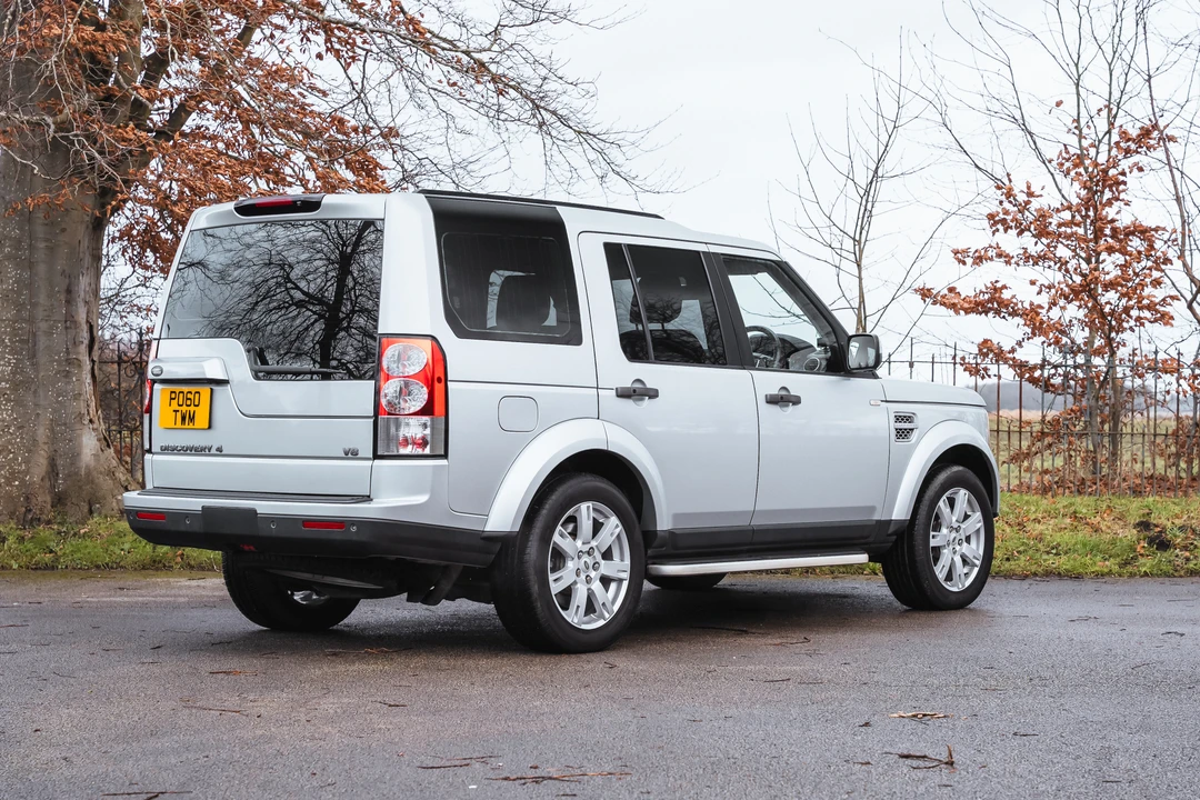 2011 Land Rover Discovery 4th Gen - Image 19 of 31