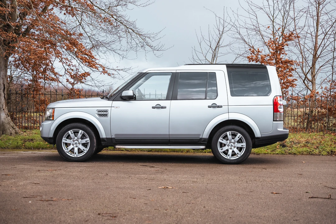 2011 Land Rover Discovery 4th Gen - Image 8 of 31