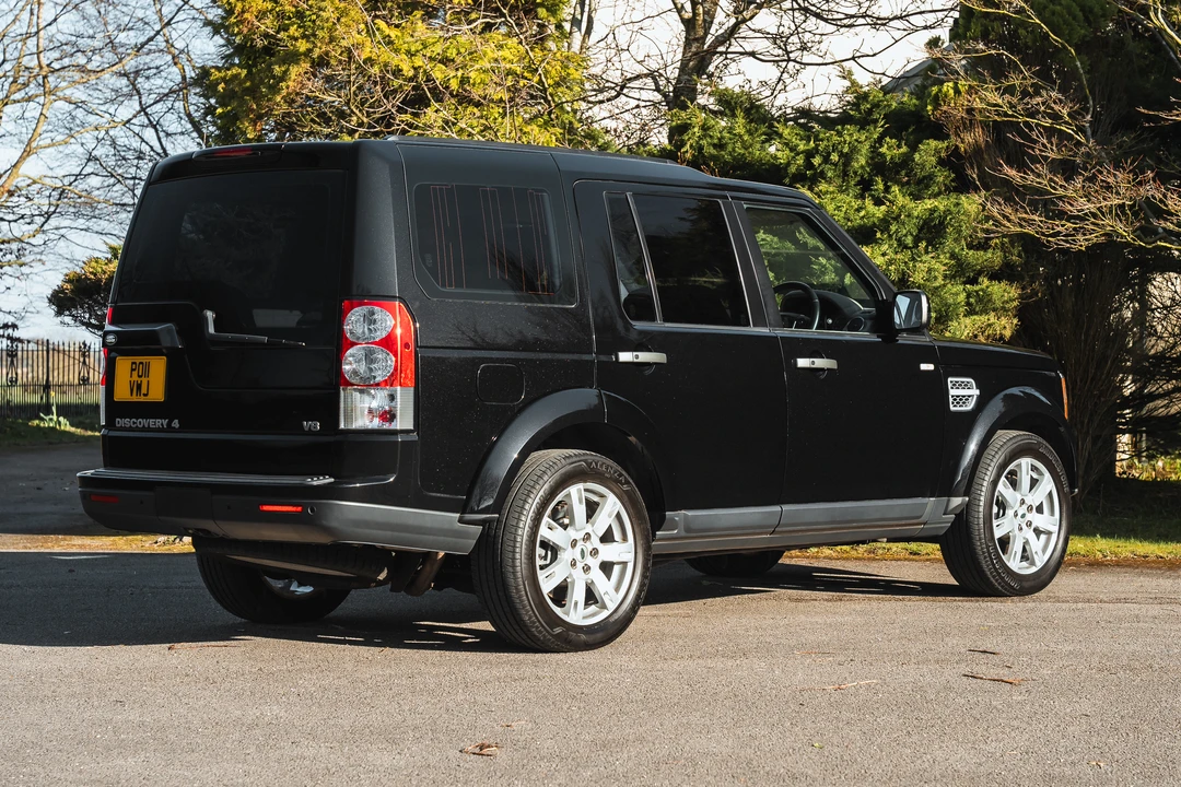 2011 Land Rover Discovery 4th Gen - Image 13 of 31
