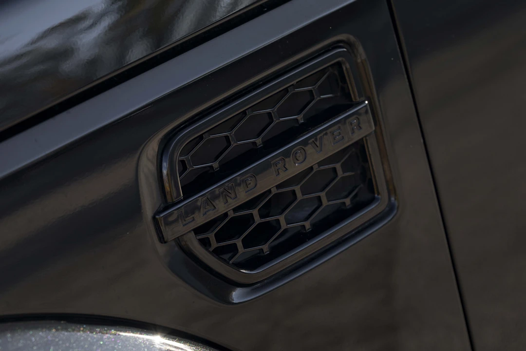 2011 Land Rover Discovery 4th Gen - Image 25 of 31